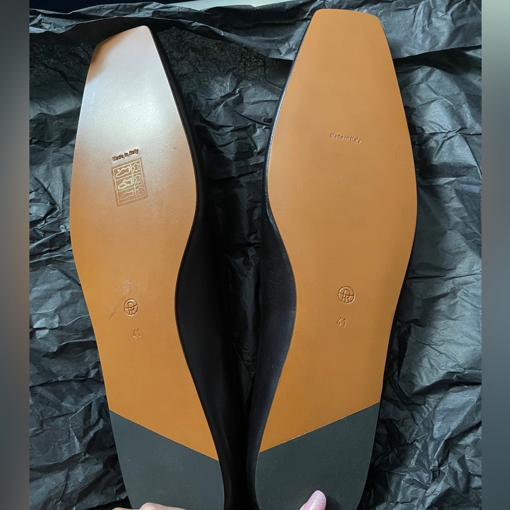 The row shoes - Picture 7 of 10